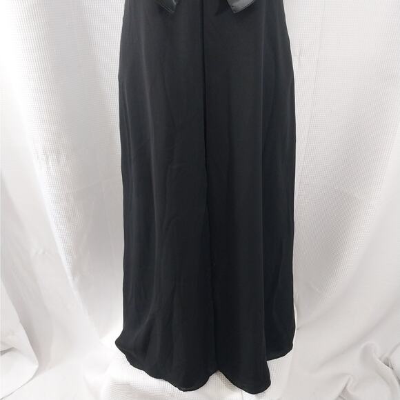 NWOT! MAGGY LONDON! RICH BLACK HEAVY CHIFFON, BOW FRONT FULL LENGTH GOWN! SZ 8 - Picture 4 of 10